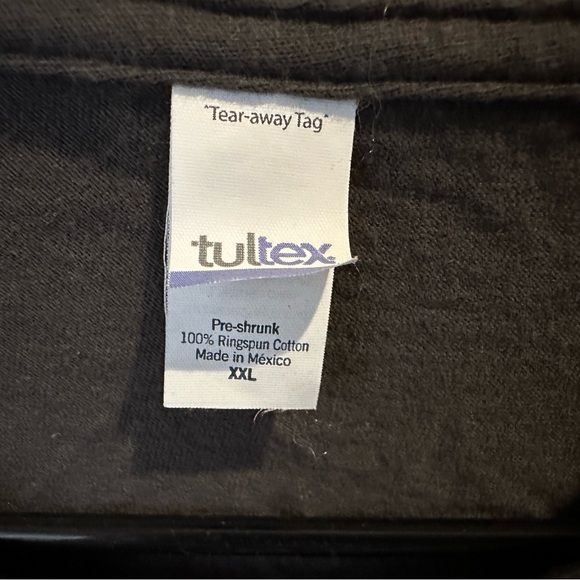 Ladies XXL “Bite Me” gray t-shirt - barely worn - Picture 3 of 8